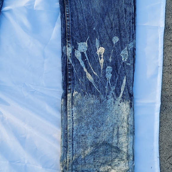 The American heritage denim Distillery Splatter paint style - Picture 4 of 8